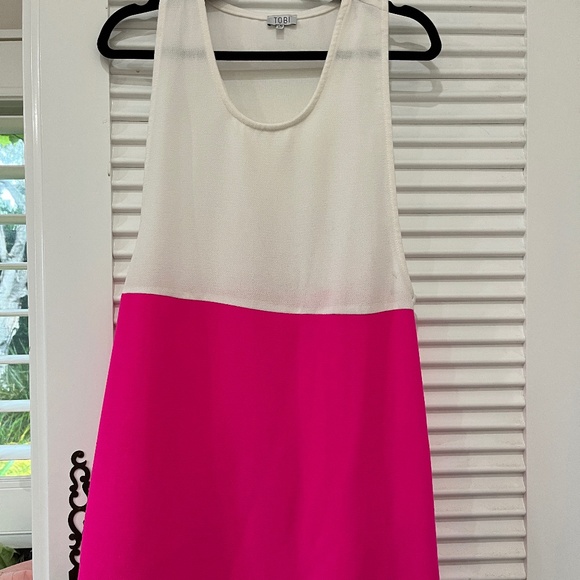 Pink and White Shift Dress (TOBI) - Picture 4 of 6